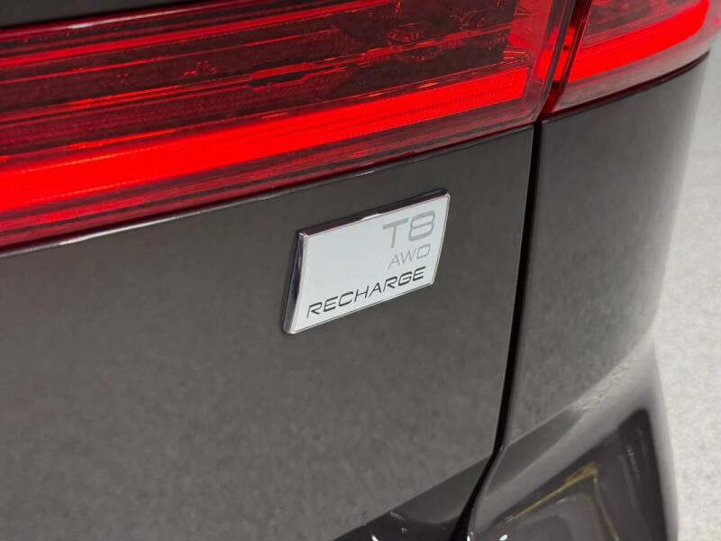 2021 Volvo XC60 Recharge T8 Inscription