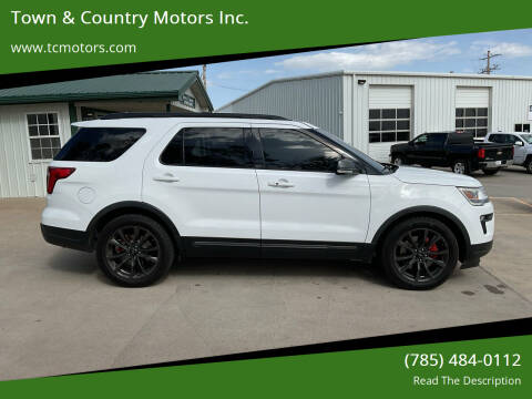 2018 Ford Explorer for sale at Town & Country Motors Inc. in Meriden KS