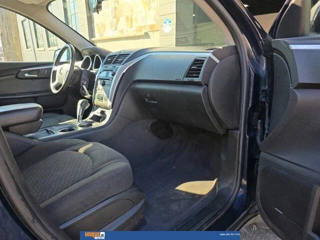 2011 Chevrolet Traverse LT