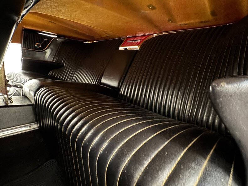1964 Ford Thunderbird
