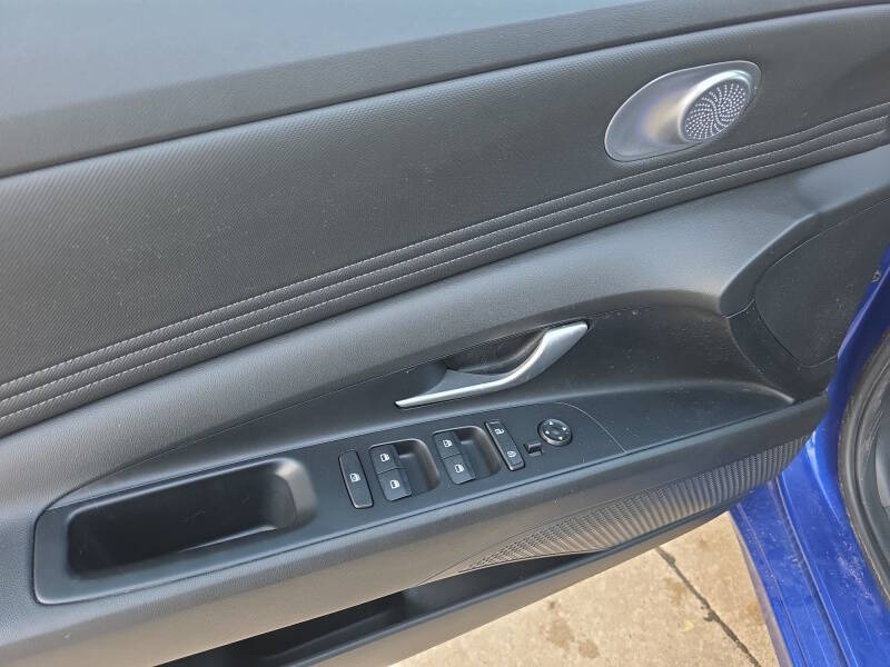 2023 Hyundai Elantra