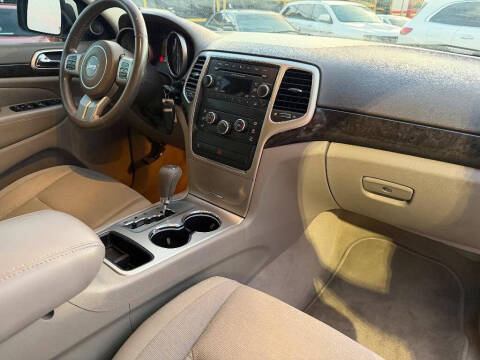 2012 Jeep Grand Cherokee Laredo