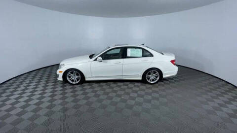 2012 Mercedes-Benz C-Class C 300 Luxury 4MATIC