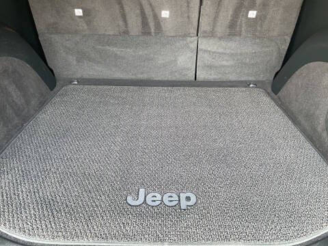 2017 Jeep Grand Cherokee Summit