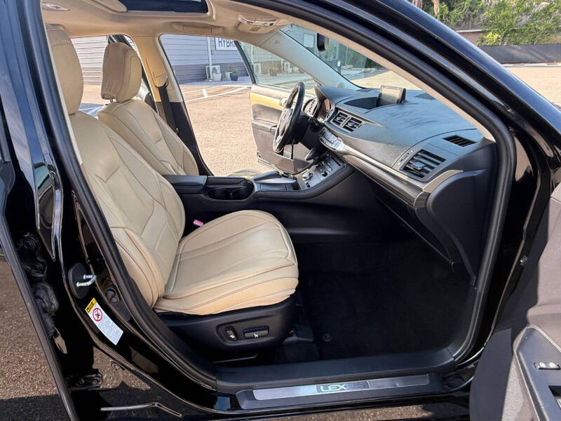 2014 Lexus CT 200h