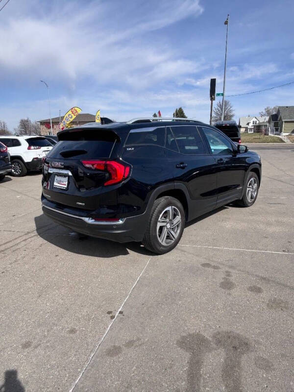 2021 GMC Terrain SLT