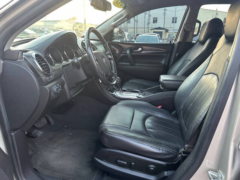 2017 Buick Enclave Leather