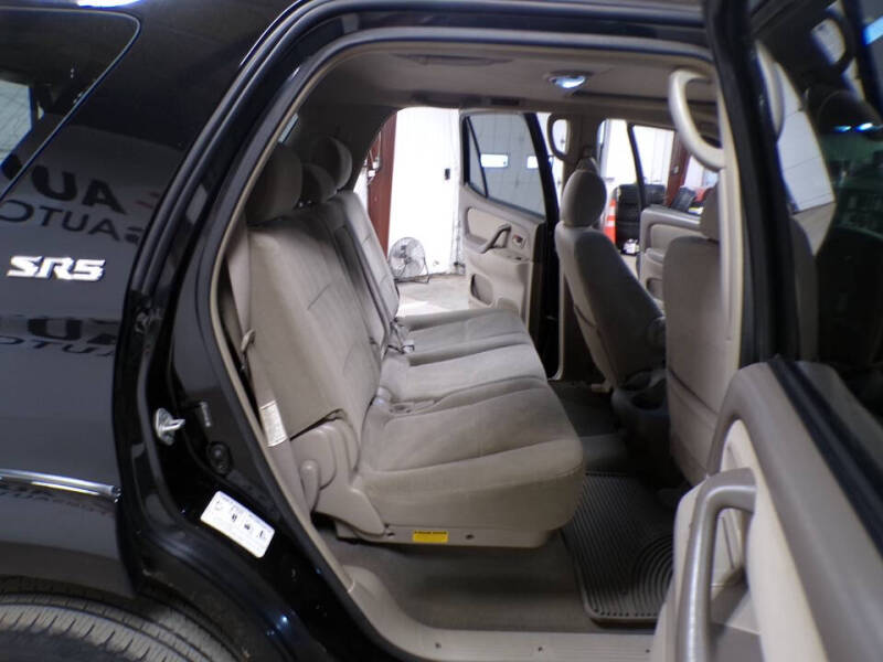 2006 Toyota Sequoia SR5
