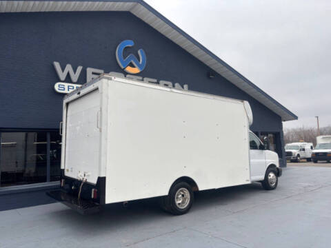 2020 Chevrolet Express FedEx Box Van