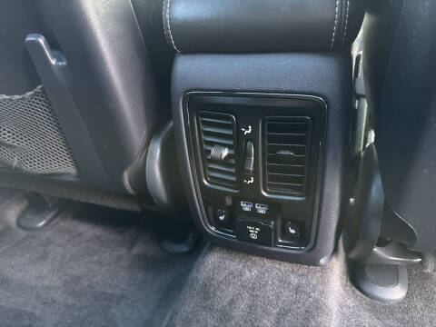 2017 Jeep Grand Cherokee Overland