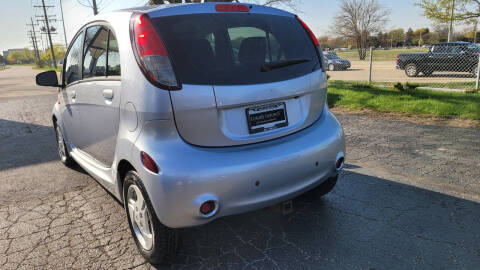 2012 Mitsubishi i-MiEV SE