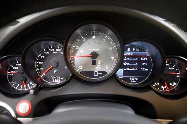 2014 Porsche Cayenne S