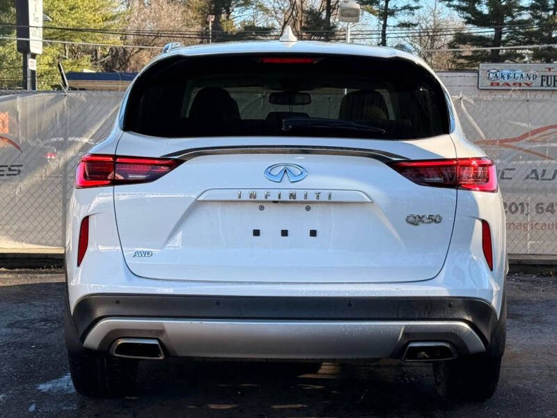 2019 Infiniti QX50 Essential