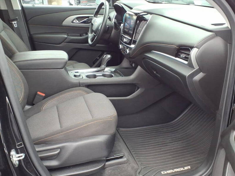 2020 Chevrolet Traverse LT Cloth