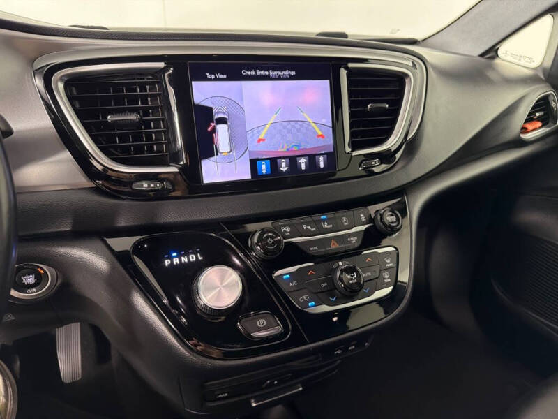 2019 Chrysler Pacifica Touring L Plus