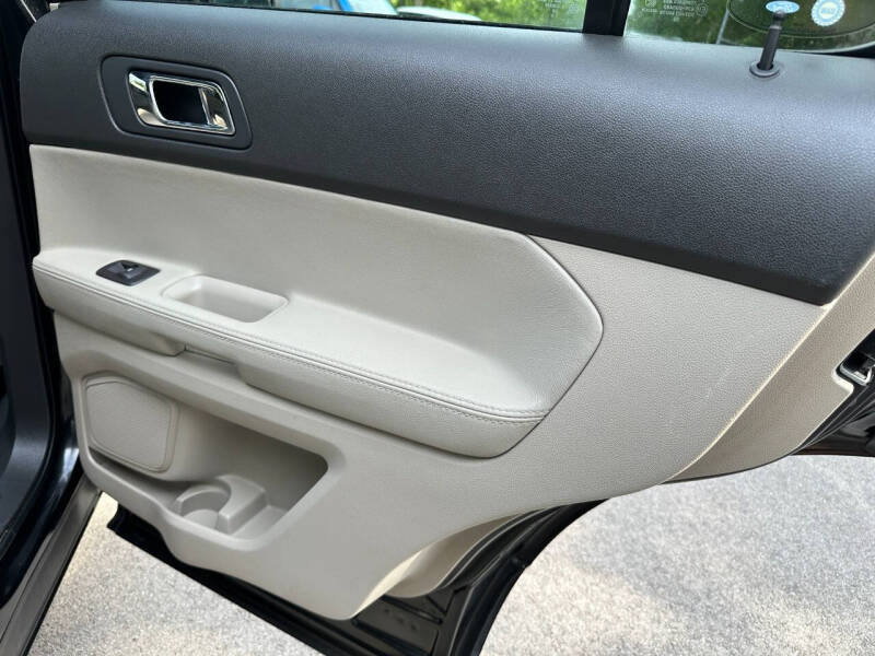 2014 Ford Explorer