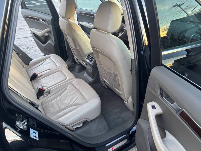 2011 Audi Q5 3.2 quattro Premium Plus