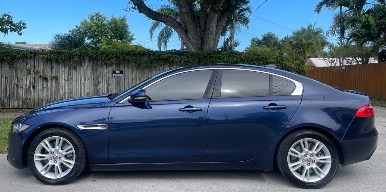 2017 Jaguar XE  - $8,900