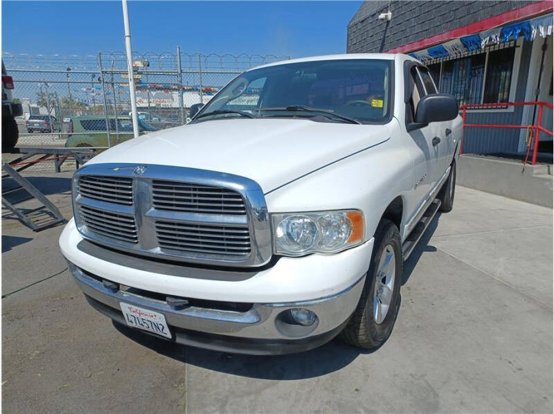 2005 Dodge Ram Pickup 1500 for sale at CHAMPION MOTORZ in Fresno CA