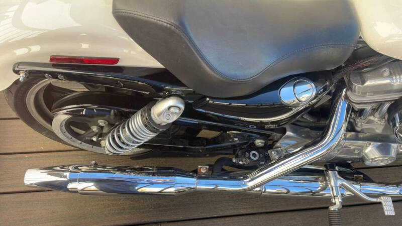 2018 Harley-Davidson 883