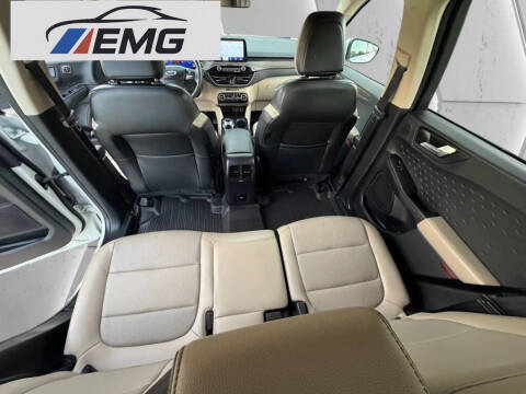2020 Ford Escape Hybrid Titanium