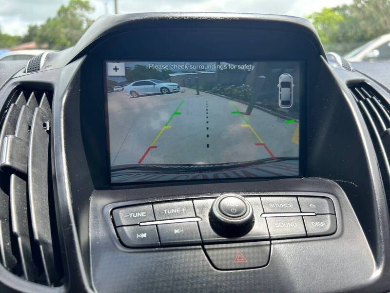 2017 Ford Escape SE