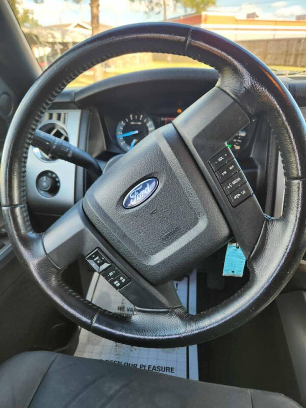 2016 Ford Expedition EL XLT