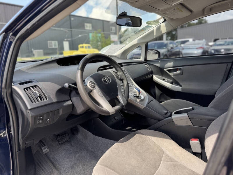 2014 Toyota Prius Two