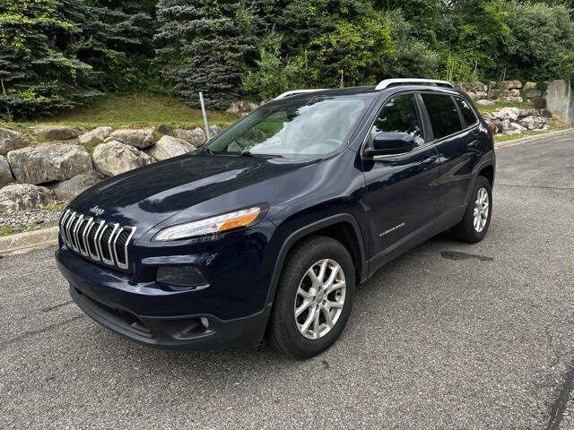 2014 Jeep Cherokee for sale at Bowman Auto Center in Clarkston, MI