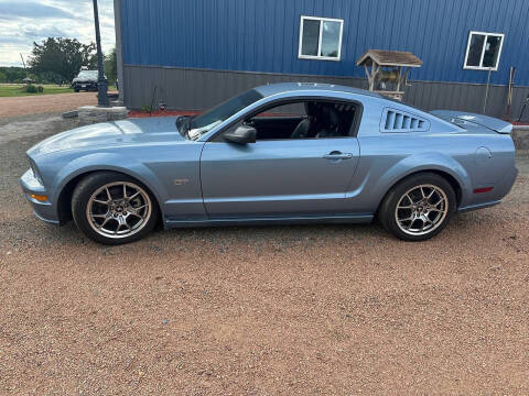 2005 Ford Mustang GT Premium