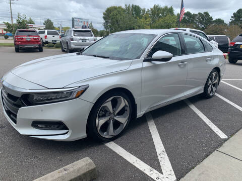 2018 Honda Accord for sale at Greenville Motor Company in Greenville NC