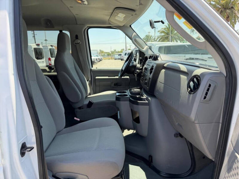 2011 Ford E-Series