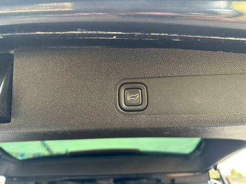 2013 GMC Yukon XL Denali