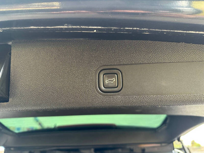 2013 GMC Yukon XL Denali