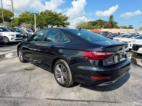 2021 Volkswagen Jetta R-Line