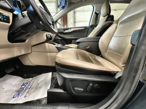 2022 Ford Escape Hybrid SEL