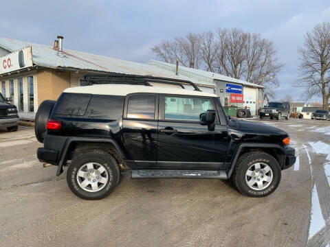 2010 Toyota FJ Cruiser for sale at GREENFIELD AUTO SALES in Greenfield IA