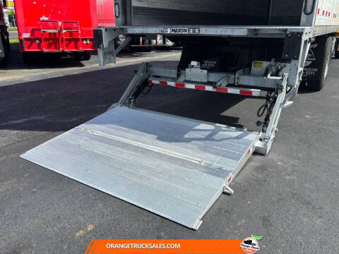 2017 Freightliner M2 106