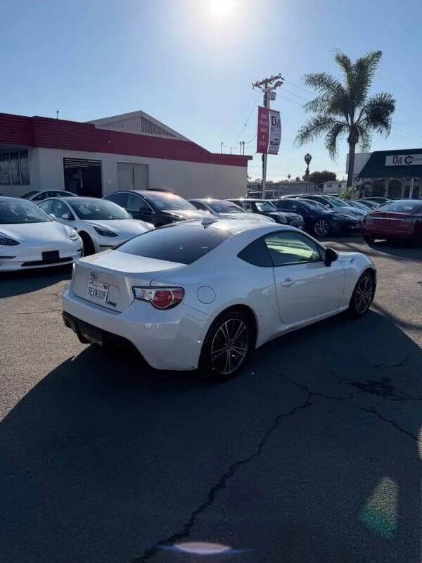 2013 Scion FR-S