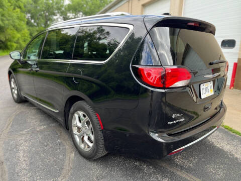2018 Chrysler Pacifica Limited