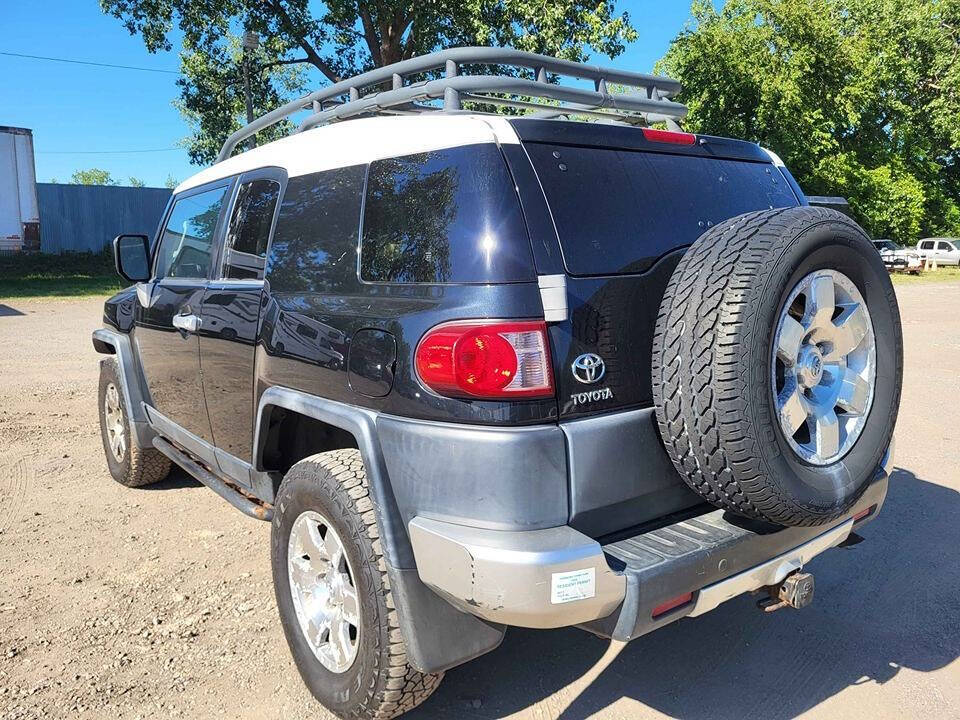 2007 Toyota FJ Cruiser for sale at Sara Auto Mall, LLC in Cleveland, OH