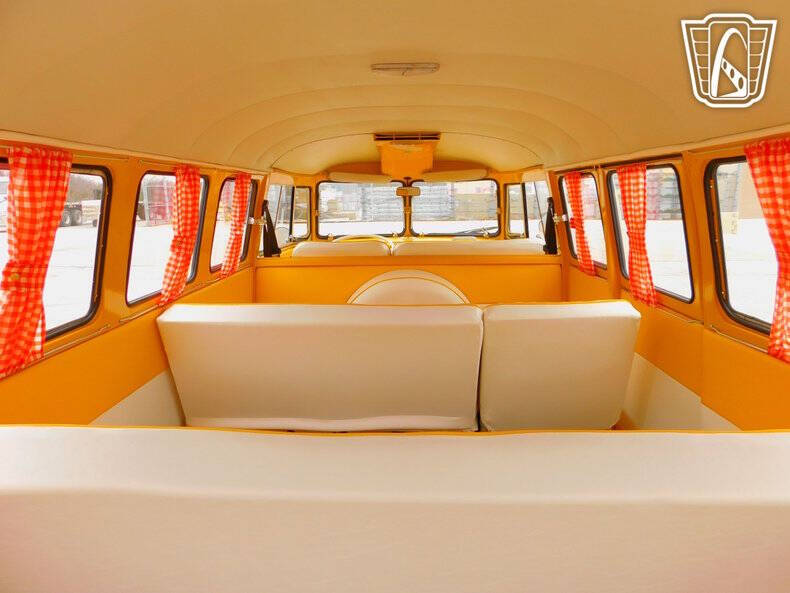 1975 Volkswagen Type 2