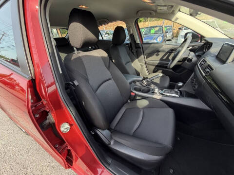 2015 Mazda MAZDA3 i Sport