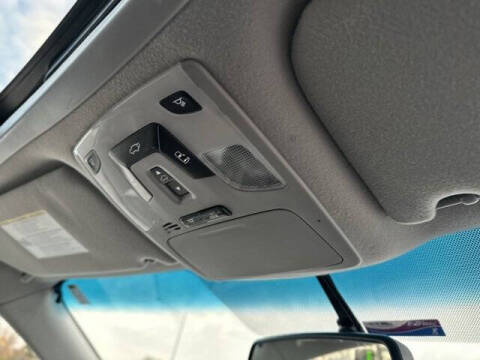 2013 Toyota Sienna SE 8-Passenger