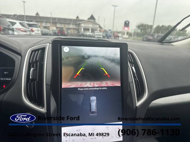 2023 Ford Edge