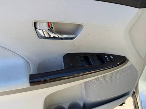 2011 Toyota Venza AWD 4cyl