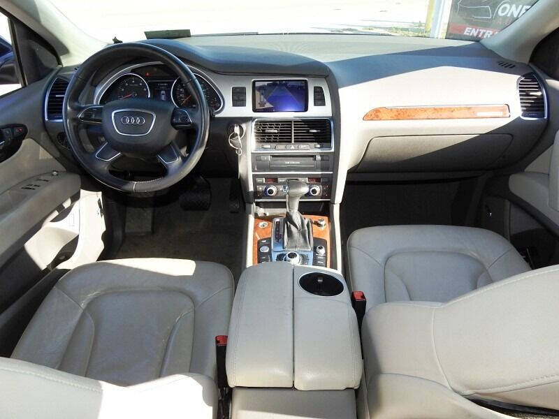 2014 Audi Q7  - $14,900