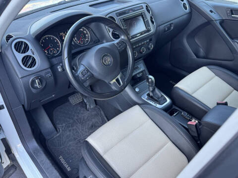 2017 Volkswagen Tiguan 2.0T S 4Motion