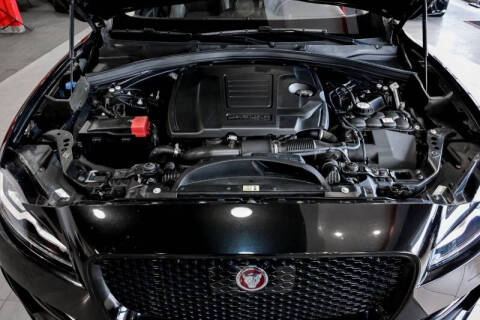 2019 Jaguar F-PACE 25t R-Sport