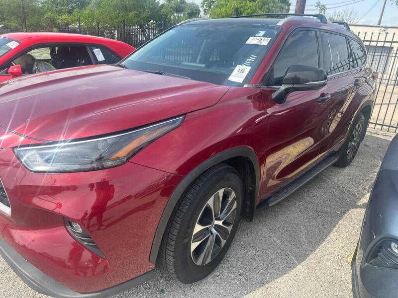 2022 Toyota Highlander XLE